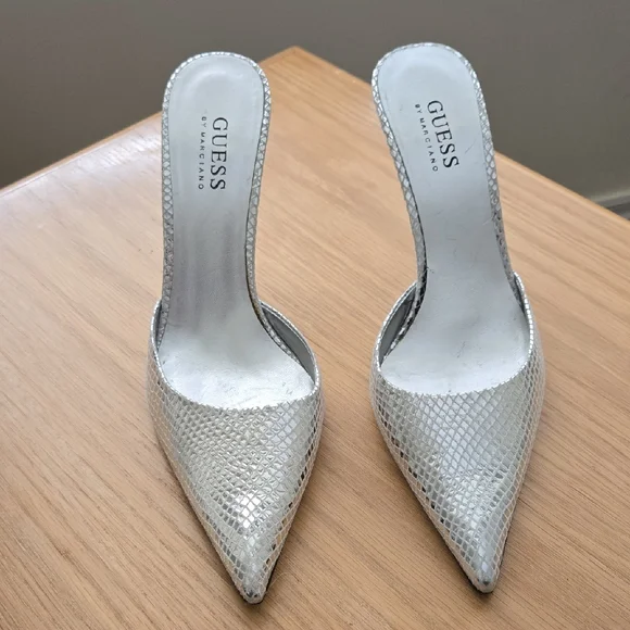 GUESS Metallic Silver Heels - Picture 1 of 2